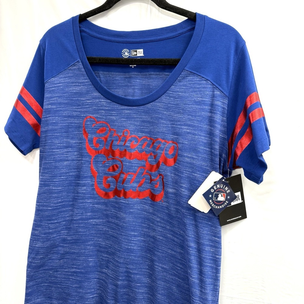 Chicago Cubs Womans T-Shirt sz Medium Royal Blue MLB Genuine New Era Merchandise